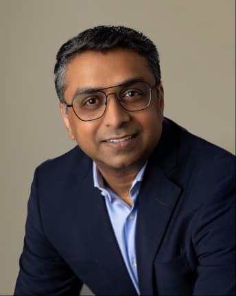 /team/sid-jain.webp